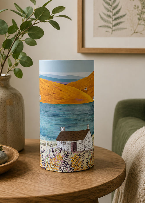 Highland Theme Table Lamp
